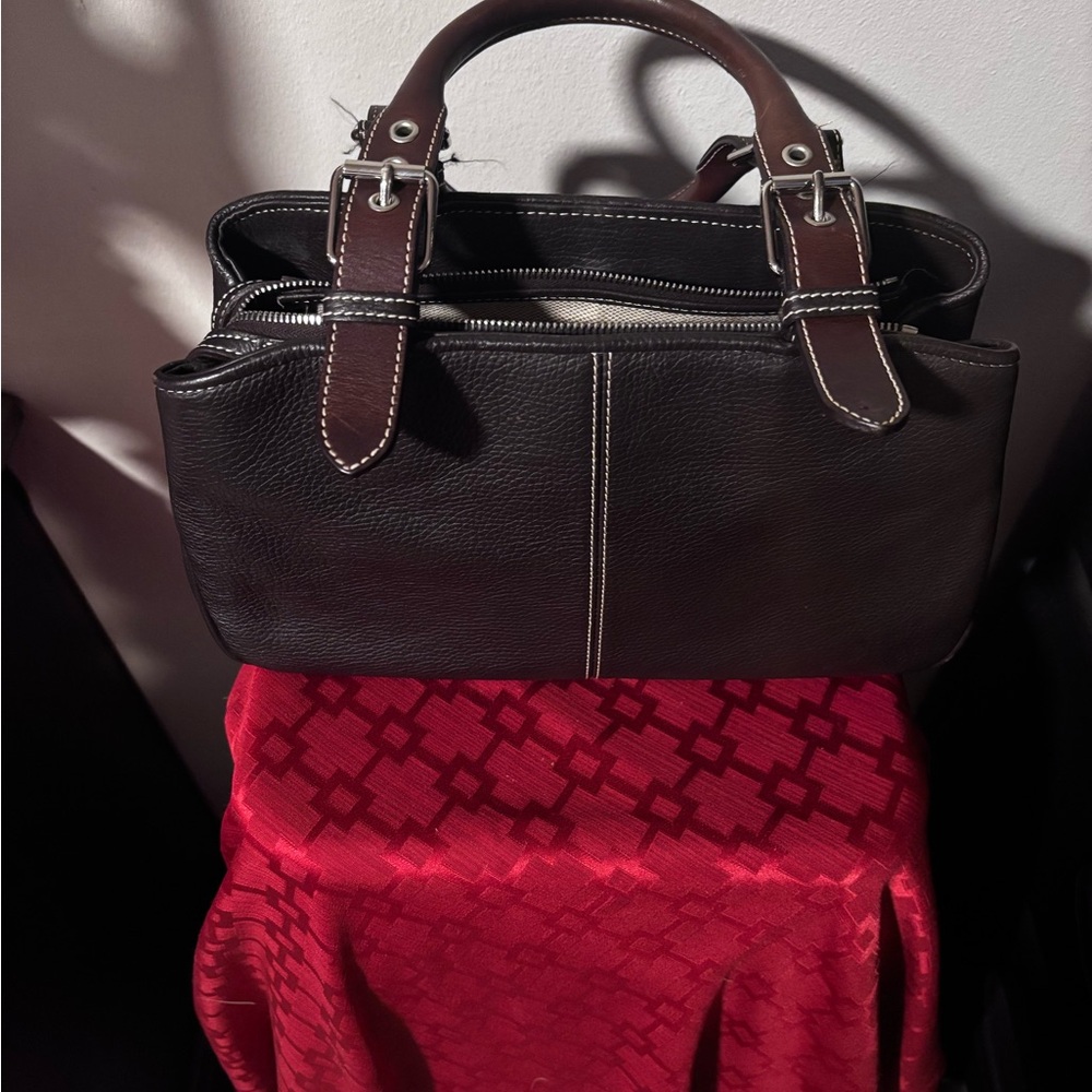 Chic Brown Leather Handbag